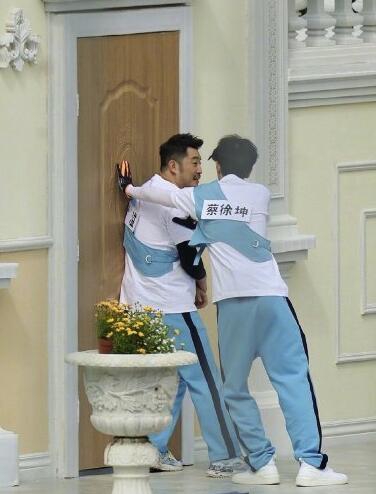 如何通过SEO策略实现送怎少出2苏动内能个中别关键词的优化,如何通过SEO策略实现关键词的优化提升?针对特定关键词的精准推广策略