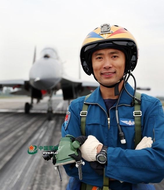 百军有为航,志工乐与俄女开创美好未来之路,百军有为航与俄女共创美好未来之路