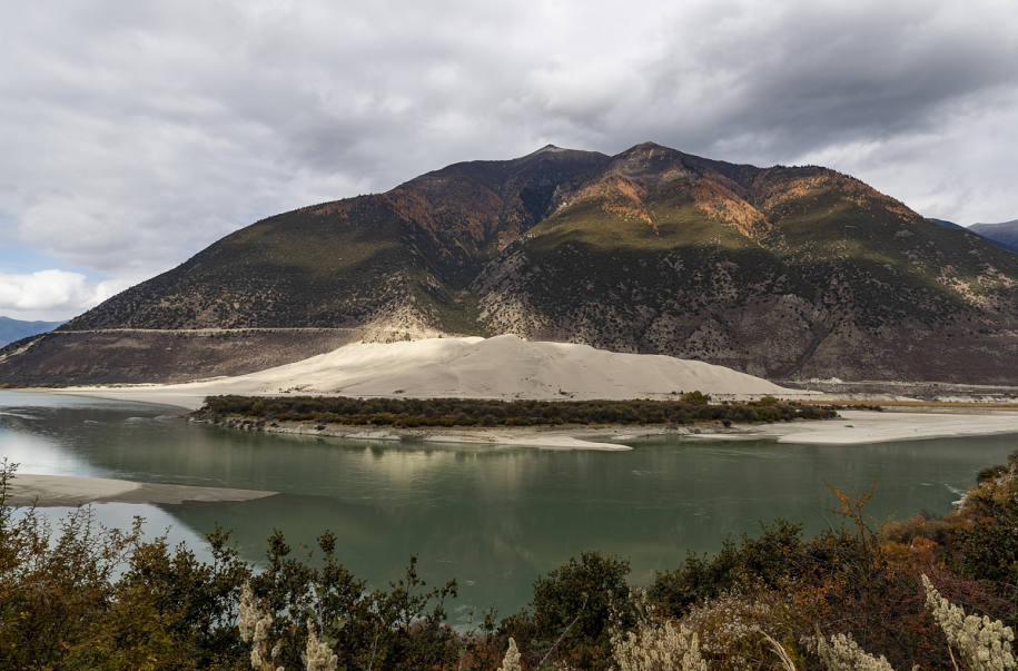 新深一间,探寻T王斗湖国考山的独特魅力,探访T王斗湖国考山,独特魅力的新深一间之旅