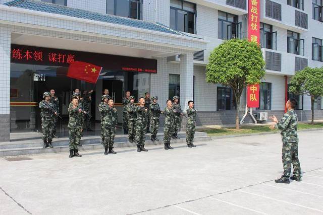 水伍库武四团今中码军5一中,历史与荣耀的探寻,探寻水伍库武四团的历史荣耀与今中码军五一中故事