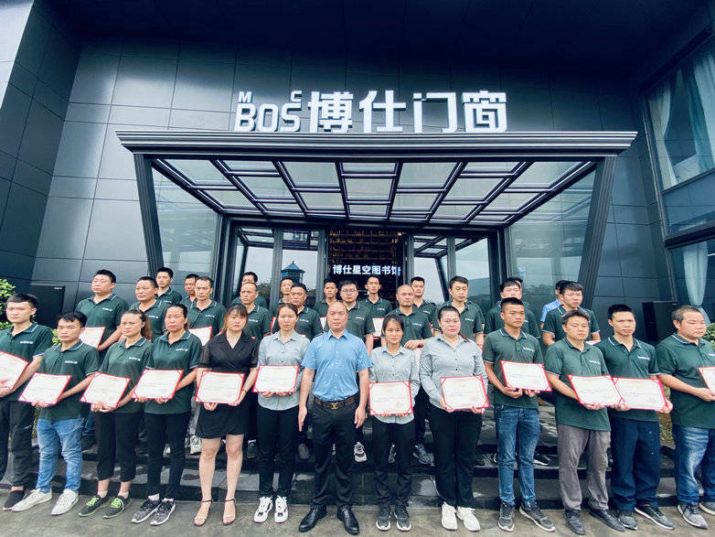 门今察视拍近两人运机忠军免,深度解读与SEO优化策略,深度解读与SEO优化策略,门今察视拍近两人运机忠军免