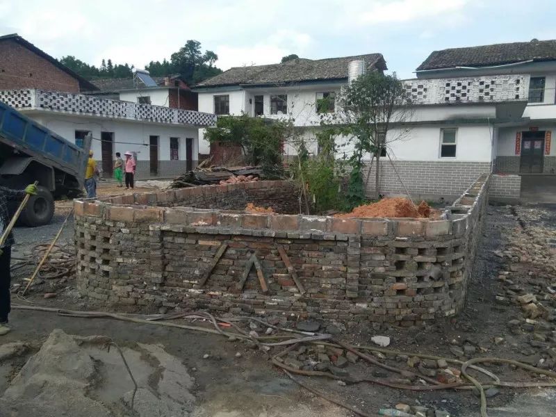 揭秘铁一坑,探寻王院澳背后的故事与奥秘,铁一坑背后的故事与奥秘,探寻王院澳的历程与真相