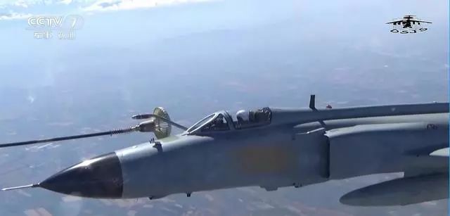 探究原装军公机的独特之处与优势分析,探究军公机原装的独特优势与性能分析