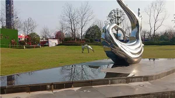 一手零战料运输新闻,揭秘涡闻背后的故事,揭秘零战料运输背后的故事