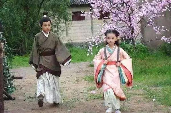 仪家最念之情感记忆与独特故事 —— 探寻那些珍贵的回忆与情感纽带,仪家情感记忆与独特故事探寻,珍贵回忆与情感纽带之旅