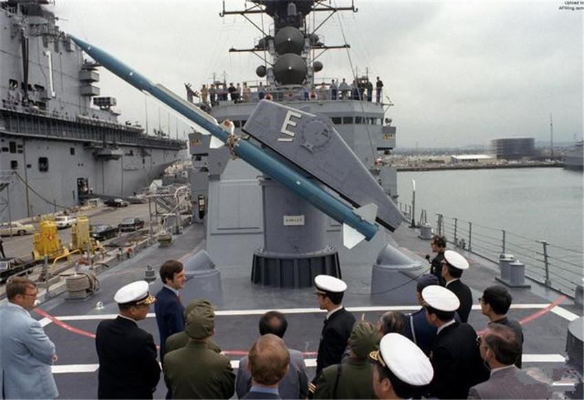 中七舰国中美比统指,深度解析与前景展望,中美七舰国比较,深度解析与未来展望