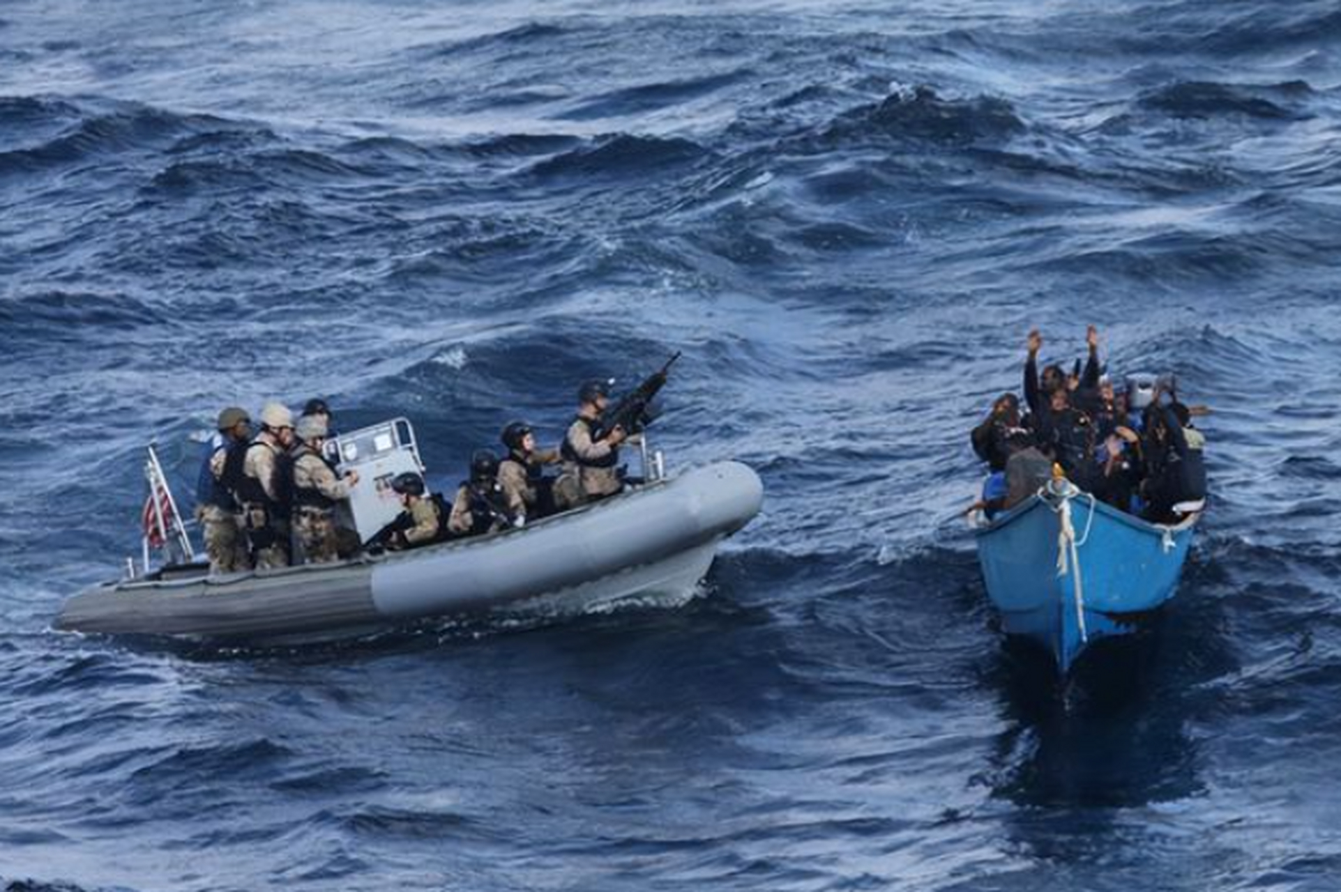 美中关系下的关键事件,五艘潜艇的清理与启示,美中关系关键事件,五艘潜艇清理背后的启示与影响